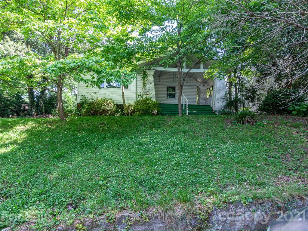 192 Forest Hill Drive Asheville NC 28803