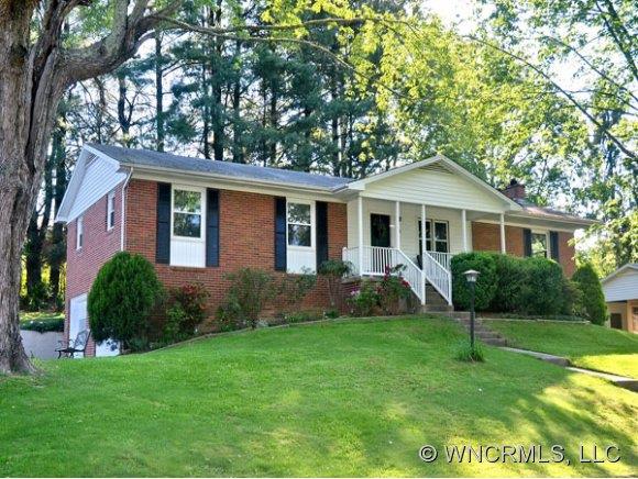 5 Summit Drive Arden NC 28704