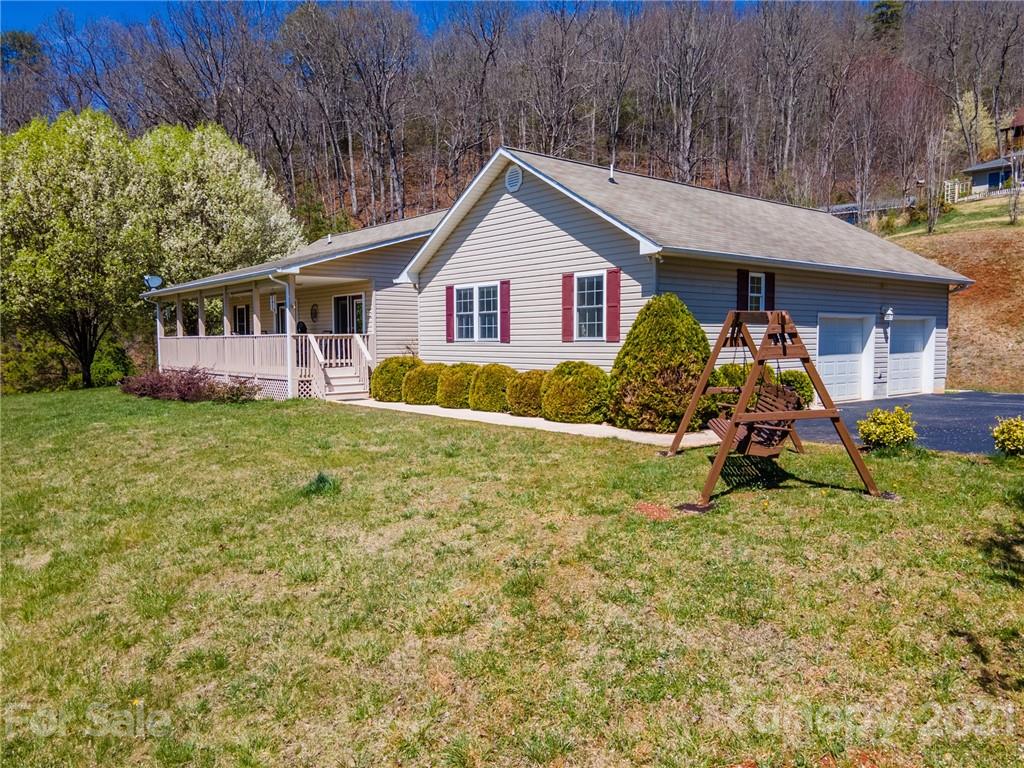 119 Mule Pen Road Sylva NC 28779