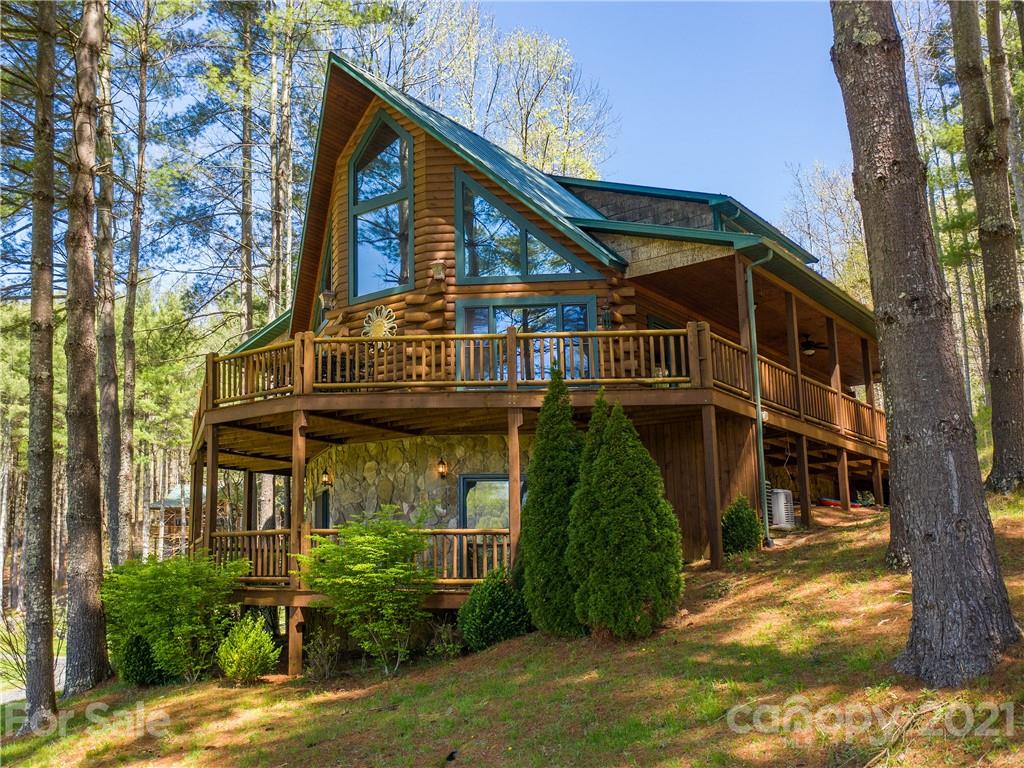 206 White Pine Lane Bakersville NC 28705