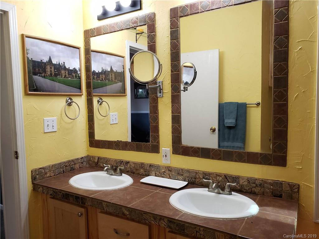 34 Casey Drive Candler NC 28715