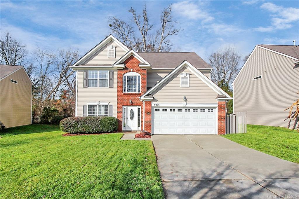 9315 Macquarie Lane Charlotte NC 28227