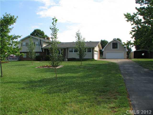 225 Longfield Drive Mooresville NC 28115