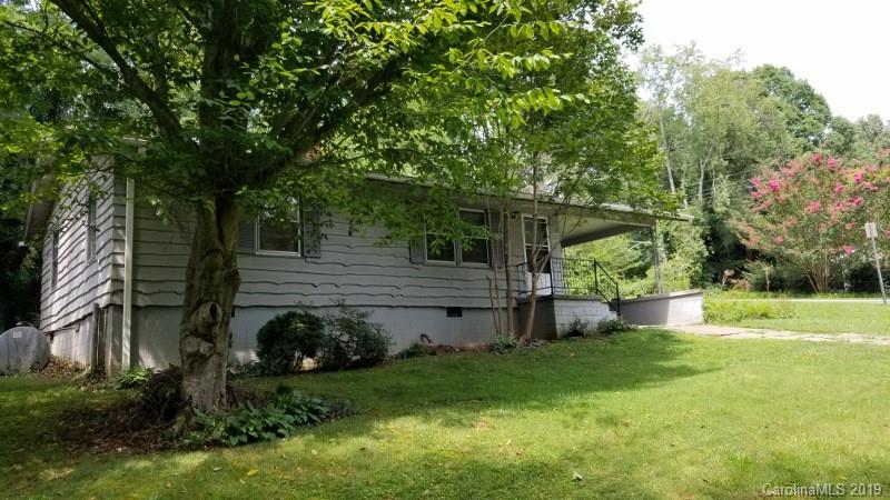 2 Greenbriar Road Asheville NC 28805