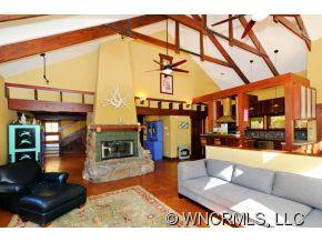 144 Pegg Road Barnardsville NC 28709