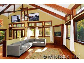144 Pegg Road Barnardsville NC 28709