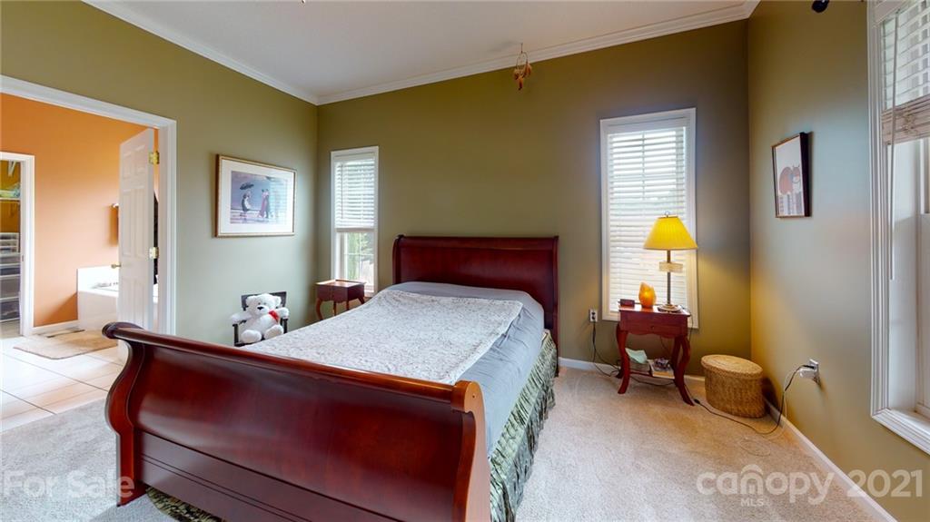 8 Grove Garden Avenue Candler NC 28715