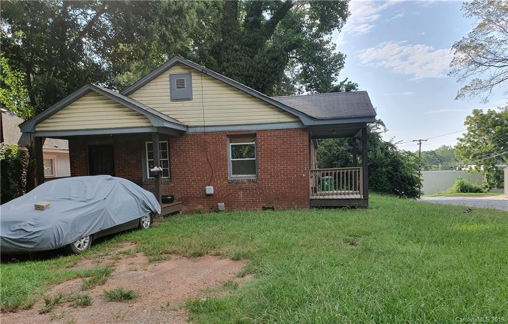 813 Ambassador Street Charlotte NC 28208