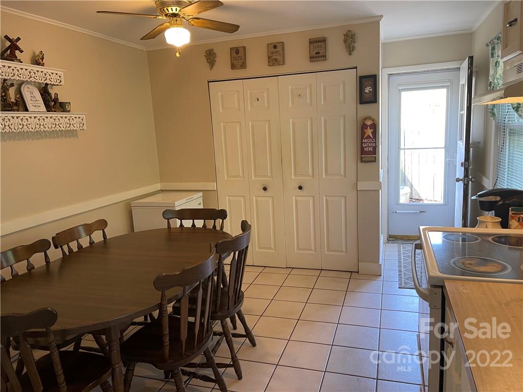 137 Appalachian Way Asheville NC 28806