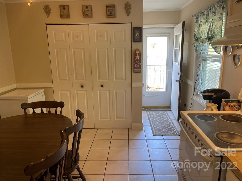 137 Appalachian Way Asheville NC 28806