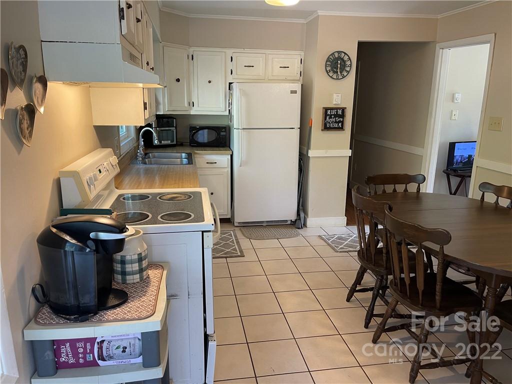137 Appalachian Way Asheville NC 28806