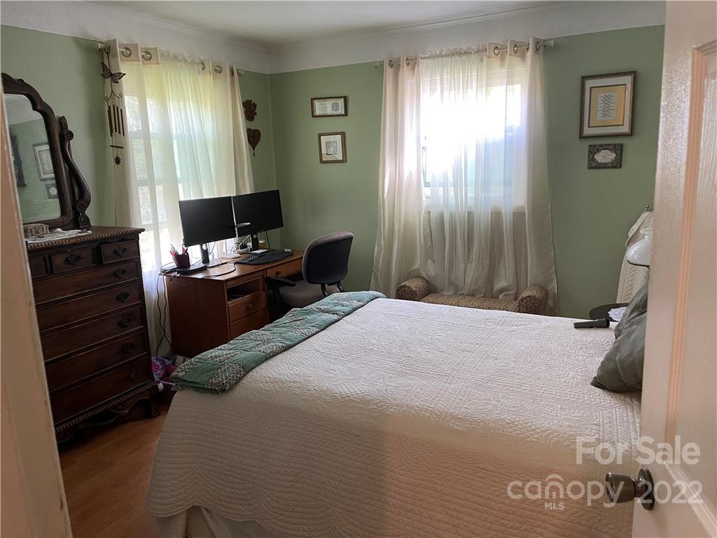 137 Appalachian Way Asheville NC 28806