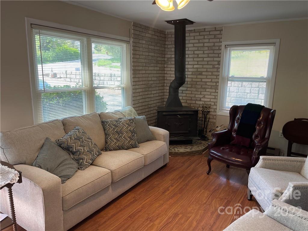 137 Appalachian Way Asheville NC 28806