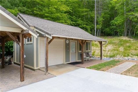 2391 Paint Fork Road Mars Hill NC 28754