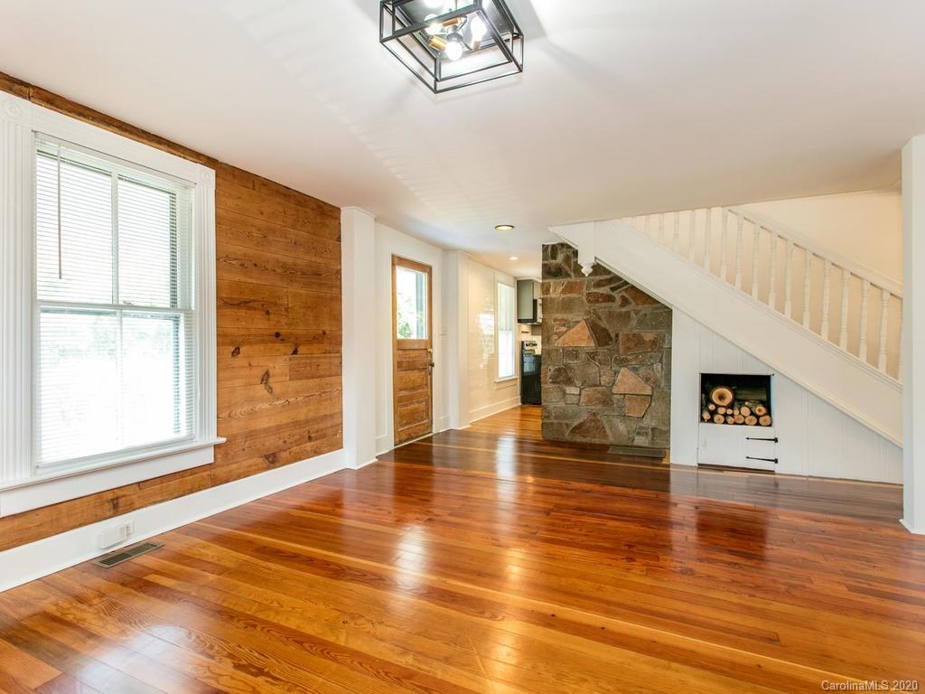 502 Monte Vista Road Candler NC 28715