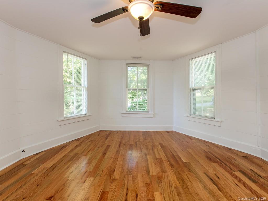 502 Monte Vista Road Candler NC 28715