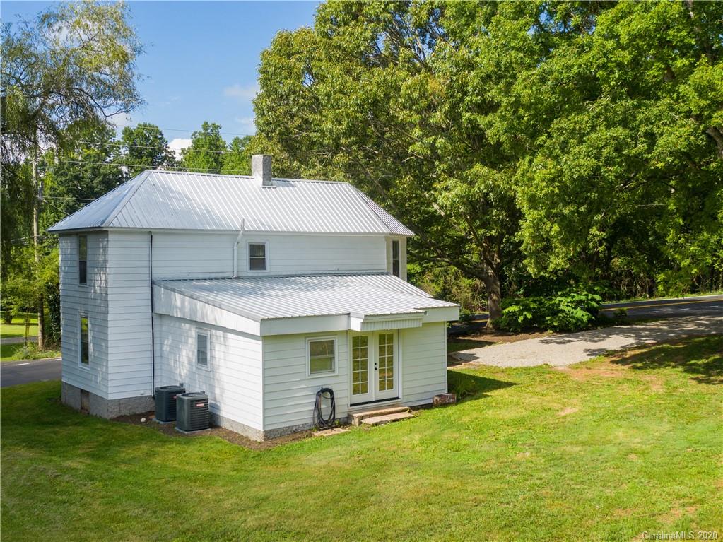 502 Monte Vista Road Candler NC 28715