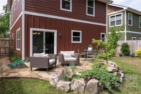 11 Crayton Park Drive Asheville NC 28803
