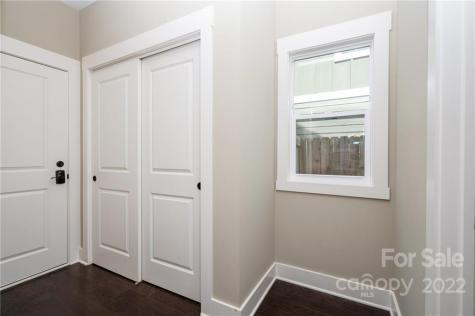 11 Crayton Park Drive Asheville NC 28803