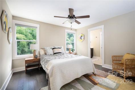 11 Crayton Park Drive Asheville NC 28803