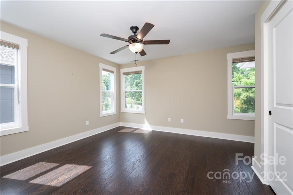 11 Crayton Park Drive Asheville NC 28803