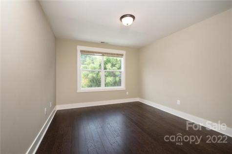 11 Crayton Park Drive Asheville NC 28803