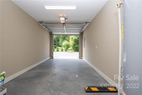 11 Crayton Park Drive Asheville NC 28803