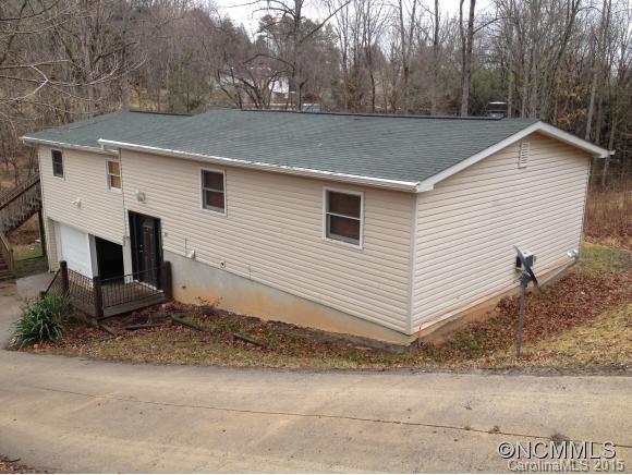 15 Nicola Drive Candler NC 28715