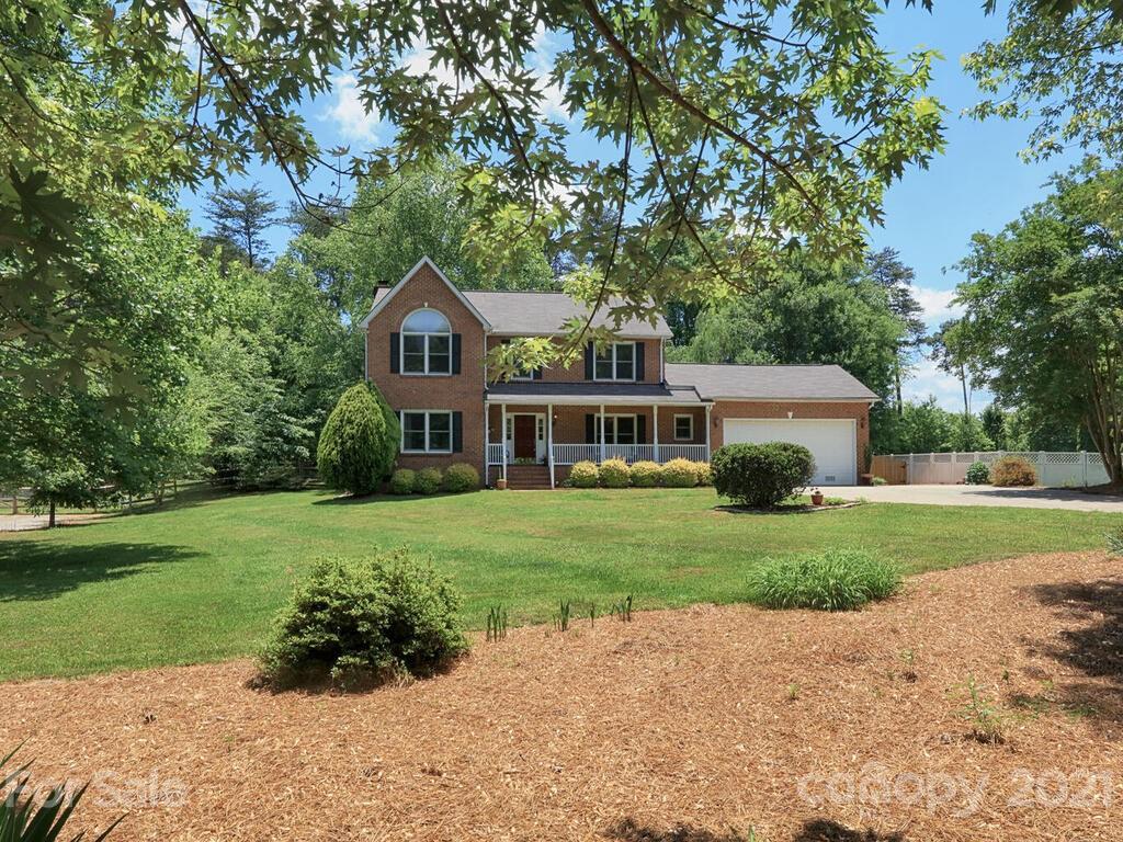 208 Tawny Bark Drive Mooresville NC 28117