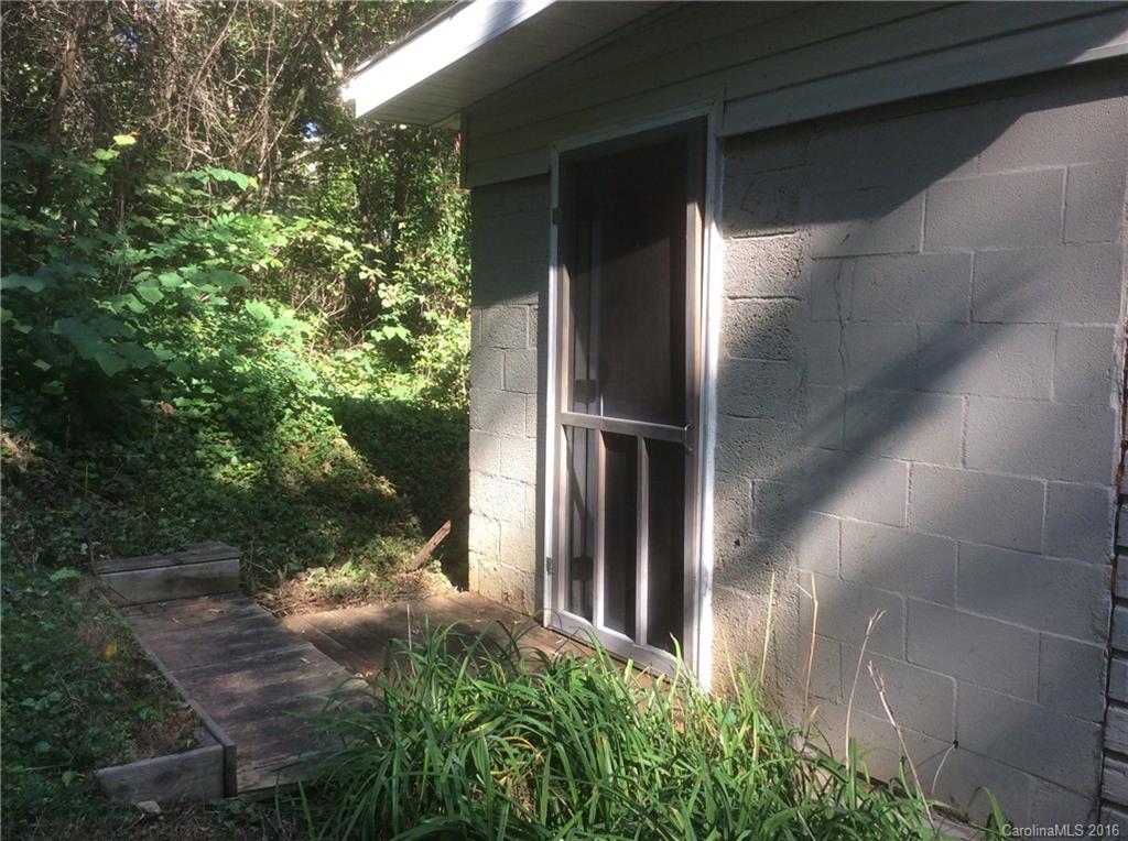 182 Old Farm School Road Asheville NC 28805