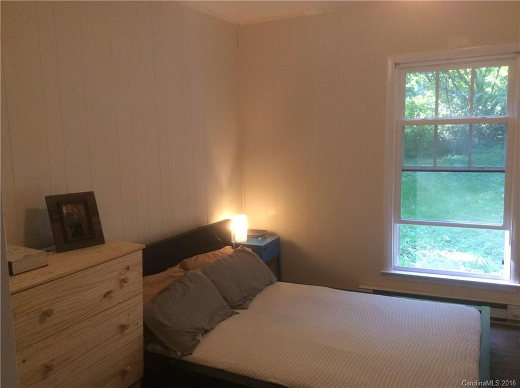 182 Old Farm School Road Asheville NC 28805
