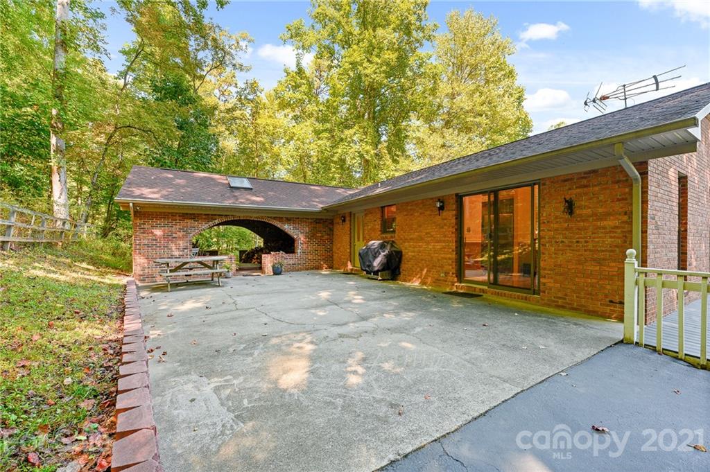 677 Case Cove Road Candler NC 28715