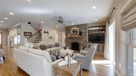 45 Sovereign Lane Fairview NC 28730