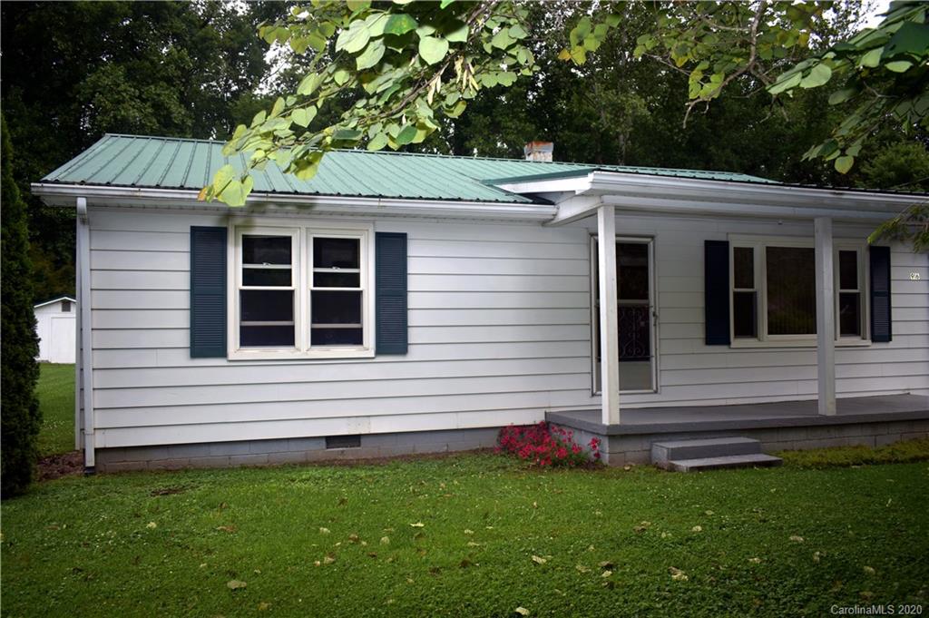 916 Allens Creek Road Waynesville NC 28786