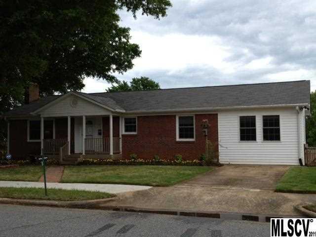 425 4th Avenue SW Hickory NC 28602