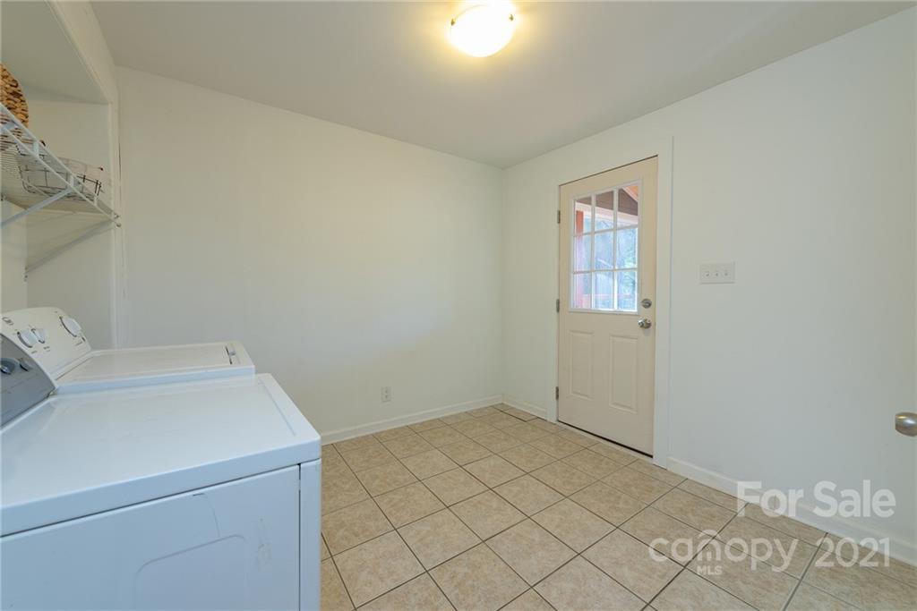 40 Pinedale Road Asheville NC 28805