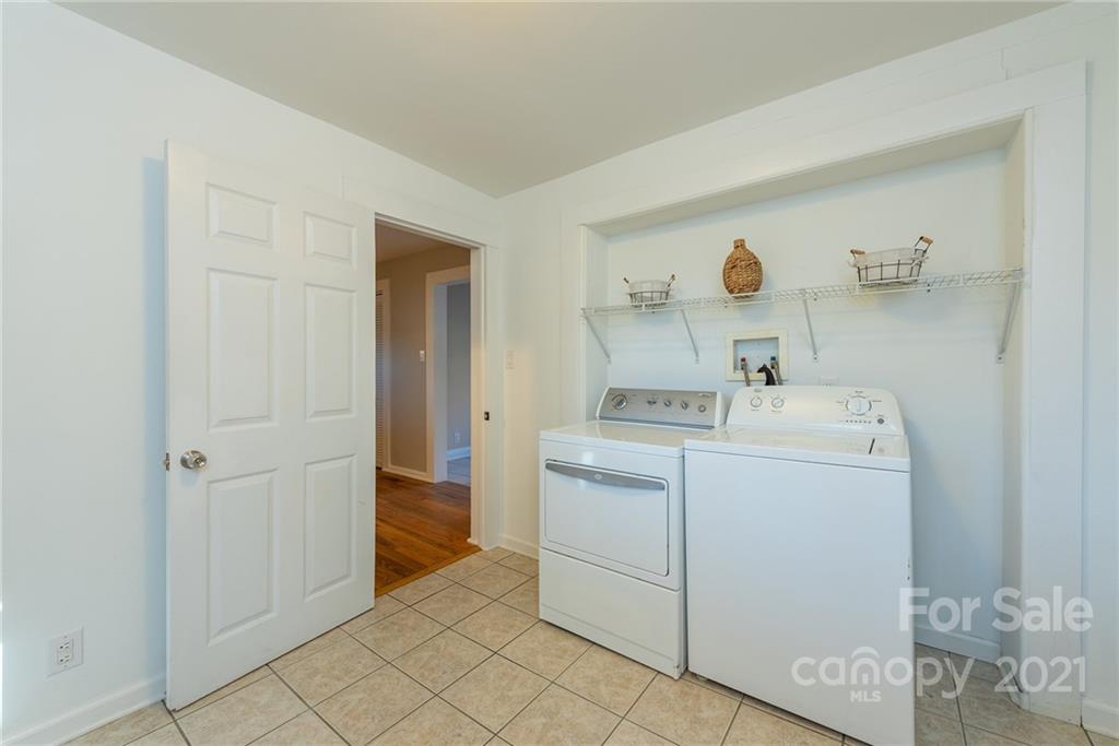40 Pinedale Road Asheville NC 28805