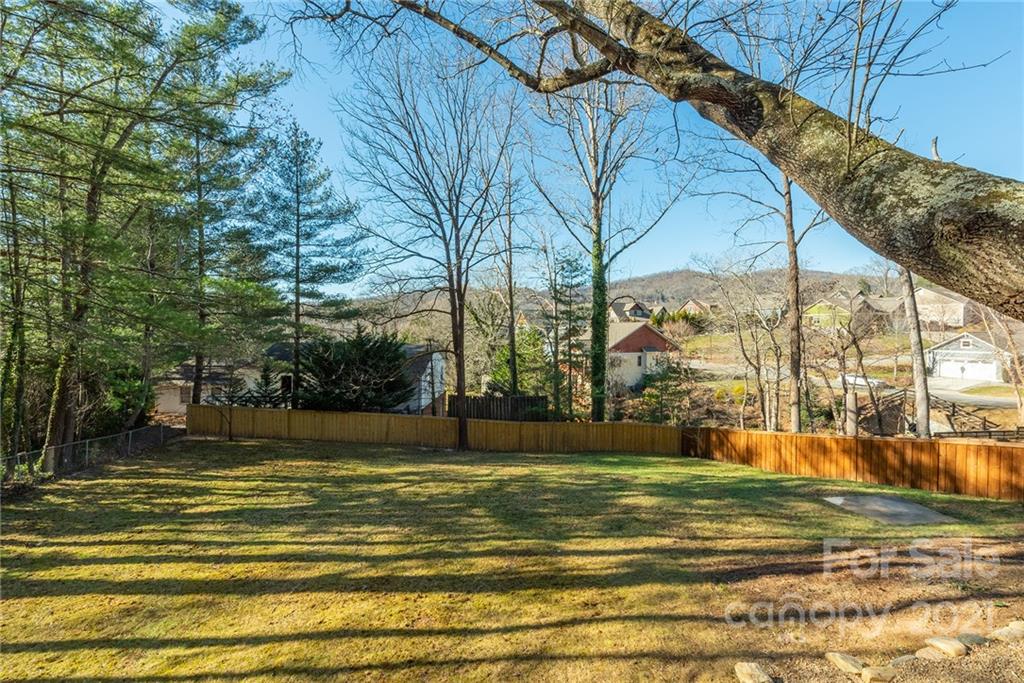 40 Pinedale Road Asheville NC 28805