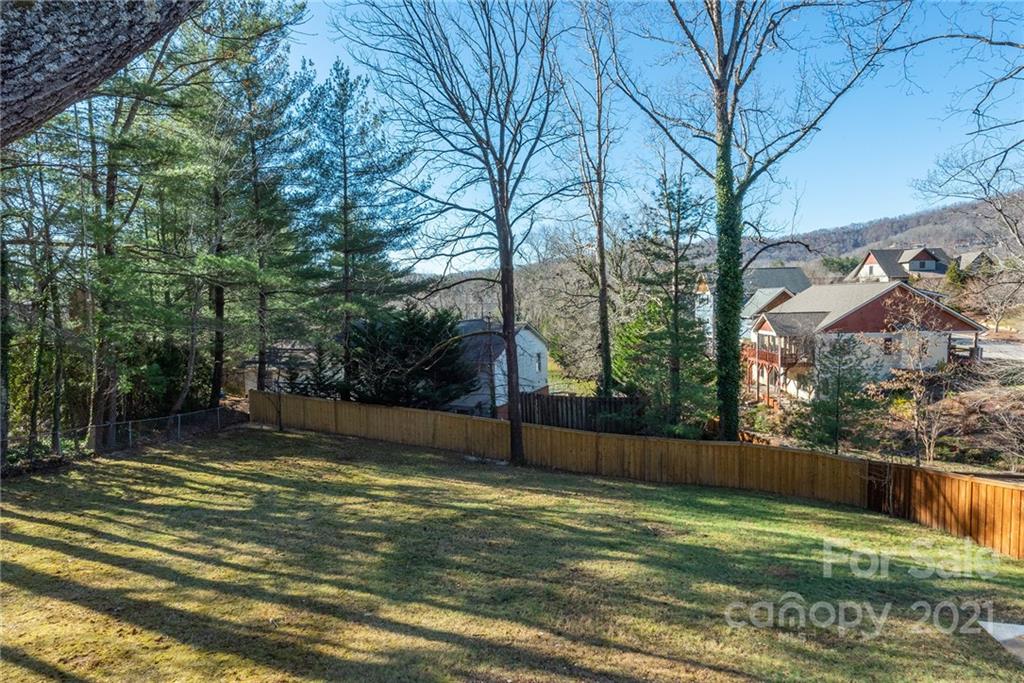 40 Pinedale Road Asheville NC 28805
