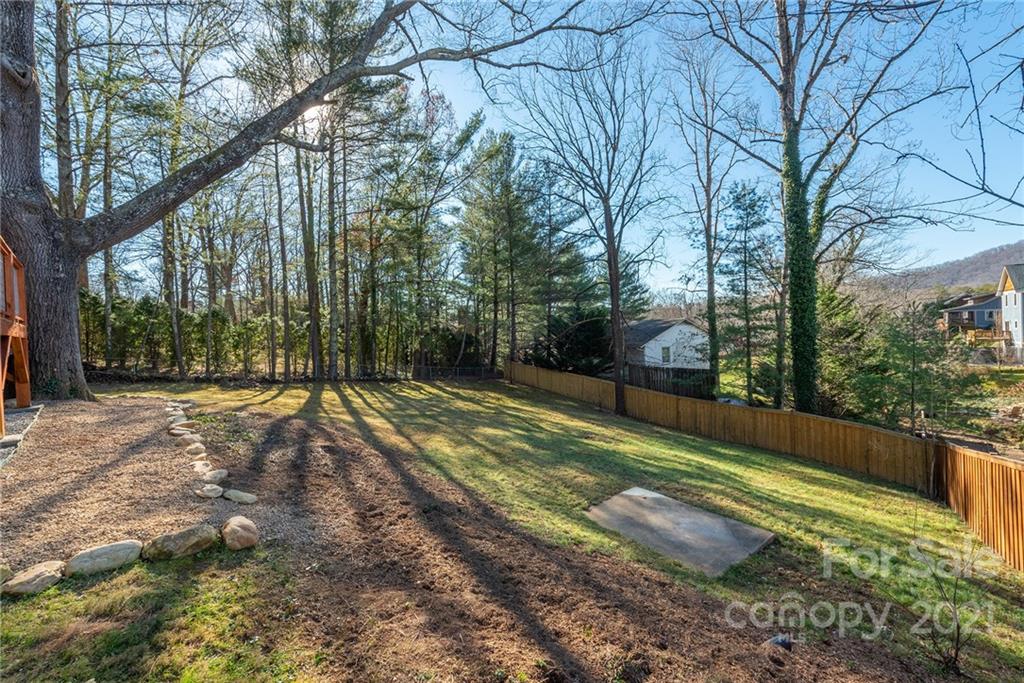 40 Pinedale Road Asheville NC 28805