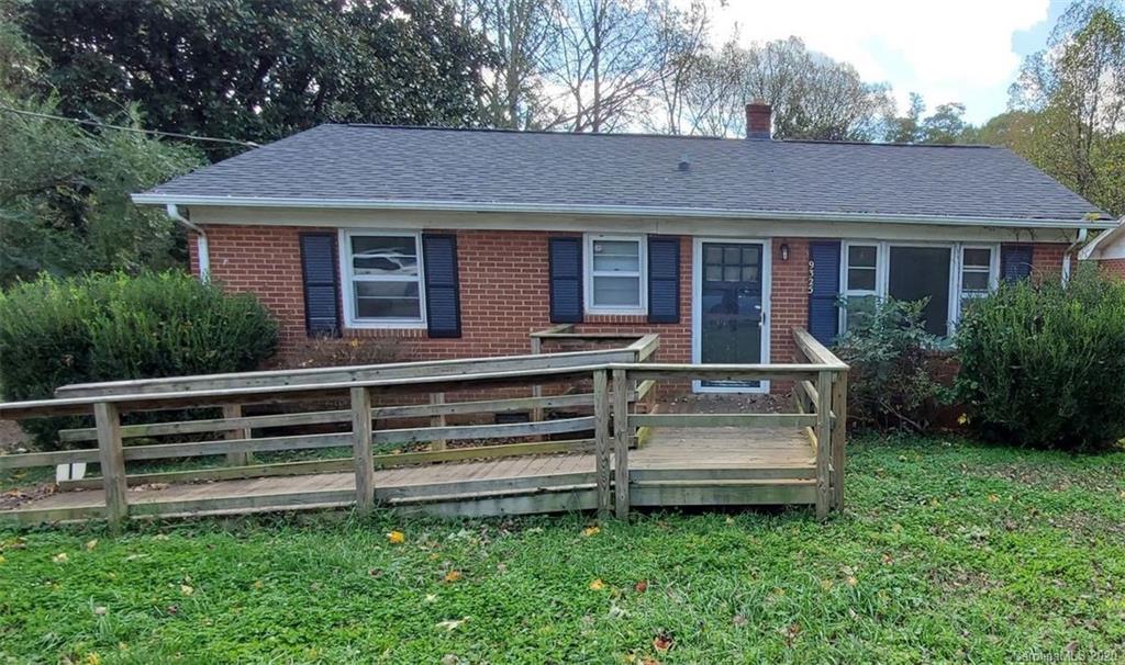 9325 Eleanor Drive Charlotte NC 28214