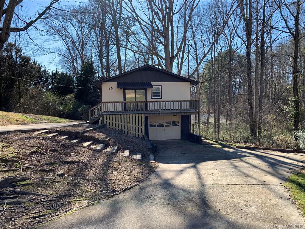 15 Barclay Road Candler NC 28715