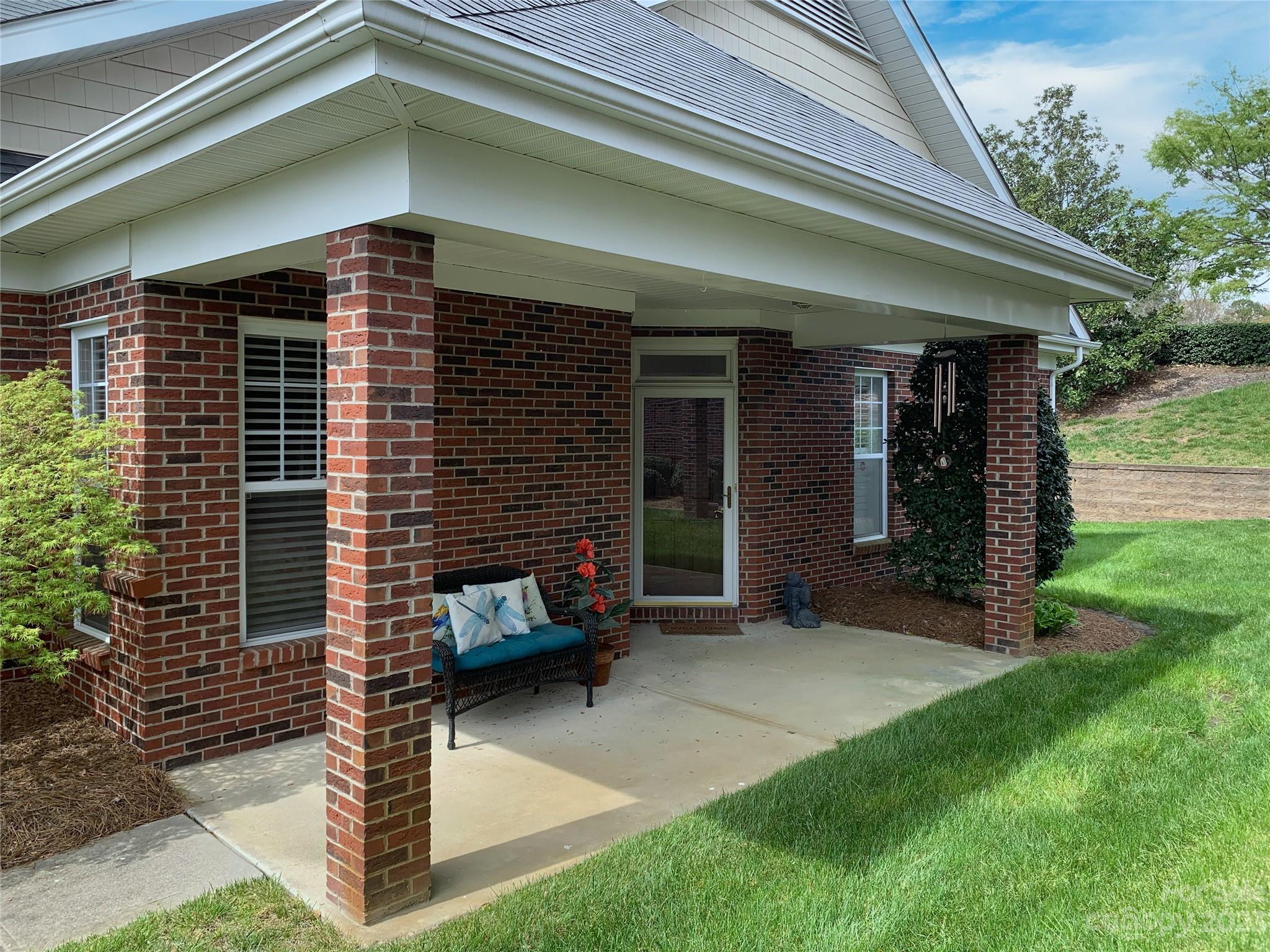 10104 Dominion Village Drive Charlotte NC 28269