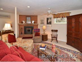 9 Reynolds Place Asheville NC 28804