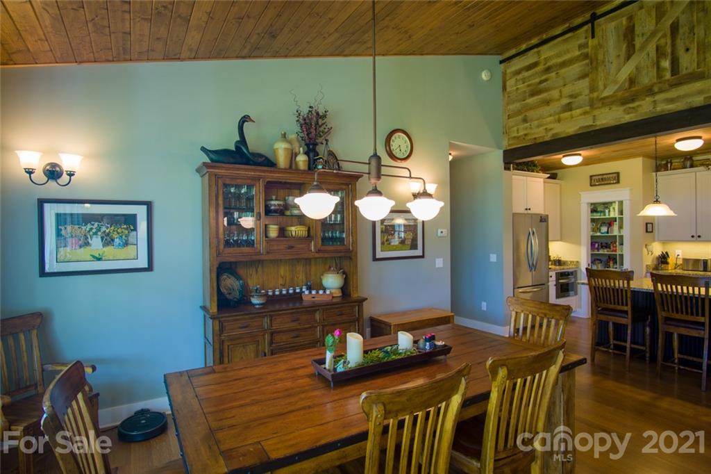 150 Dillingham Road Barnardsville NC 28709