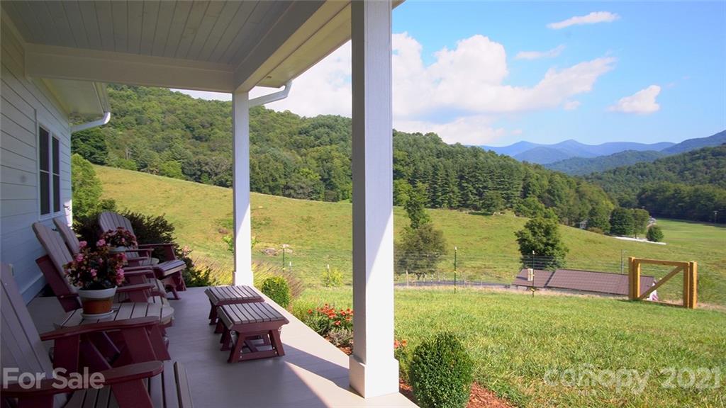 150 Dillingham Road Barnardsville NC 28709
