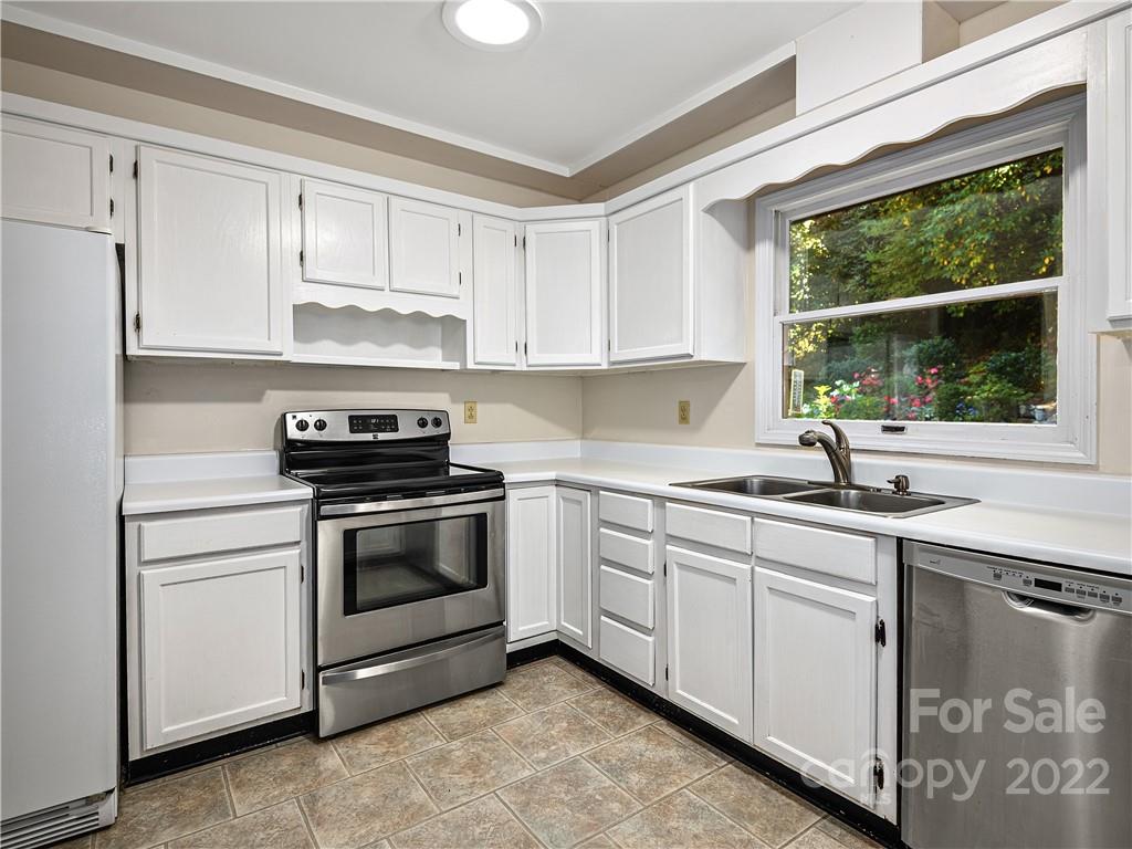 11 Parkview Drive Asheville NC 28805