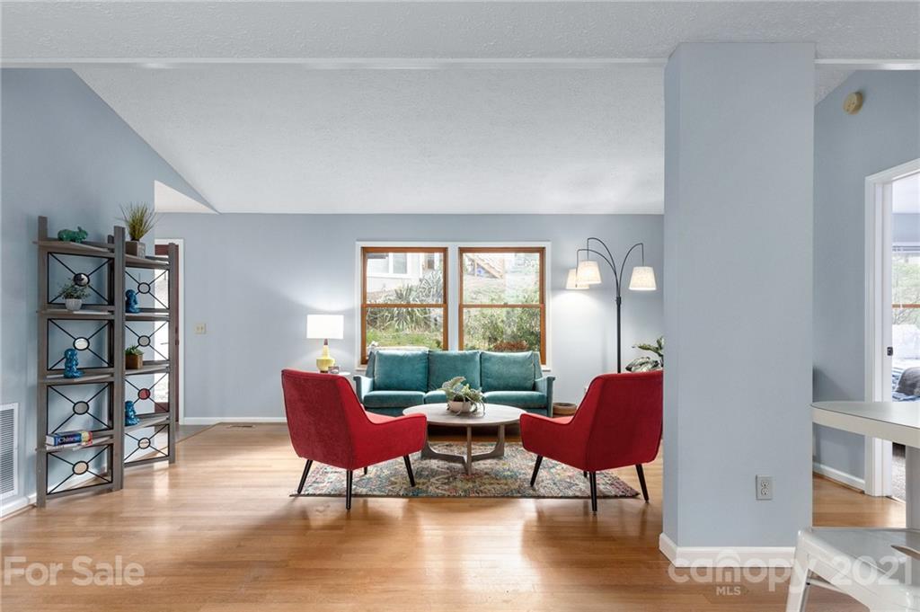 45 Mauricet Lane Asheville NC 28806