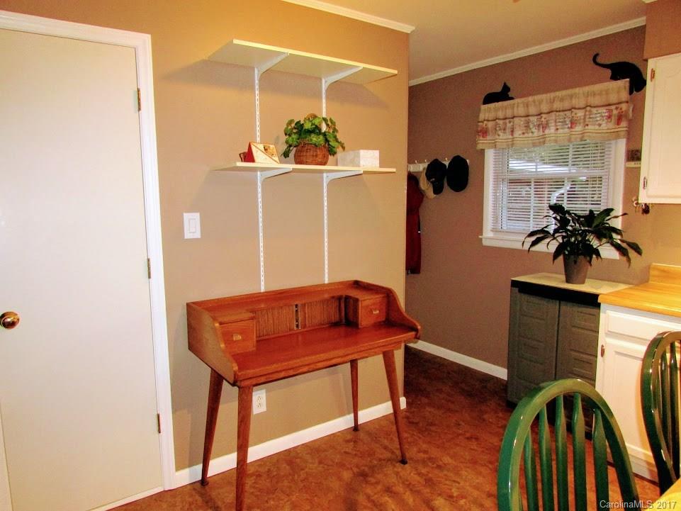 36 Starmount Drive Asheville NC 28806