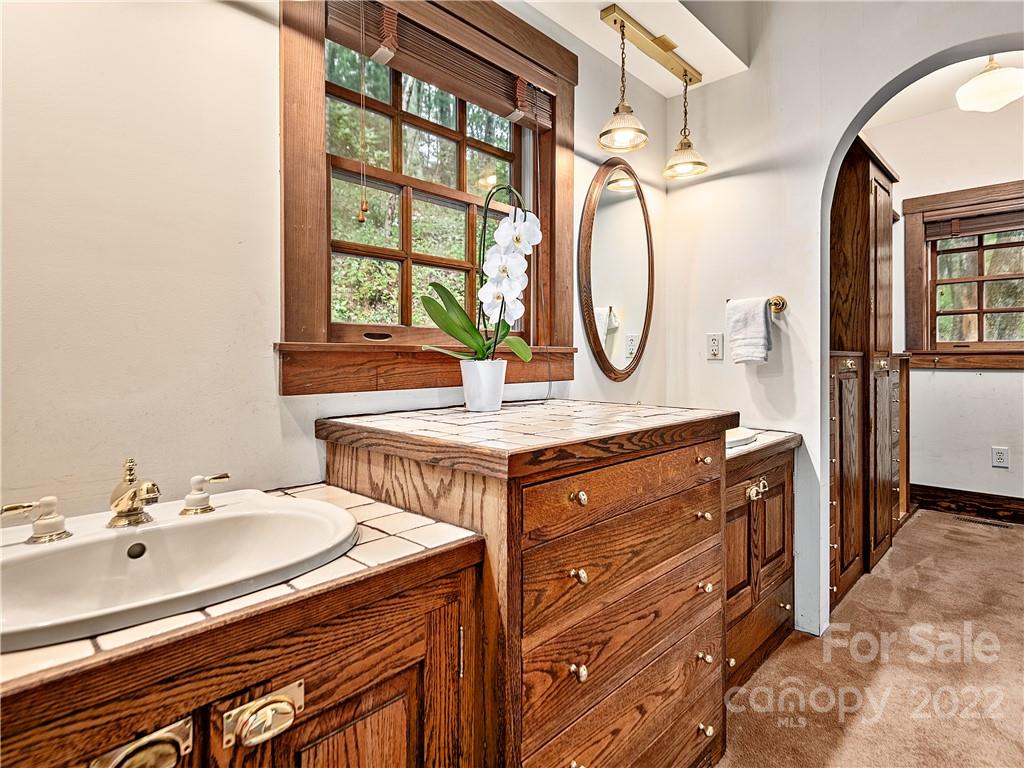 35 Hickory Forest Lane Fairview NC 28730